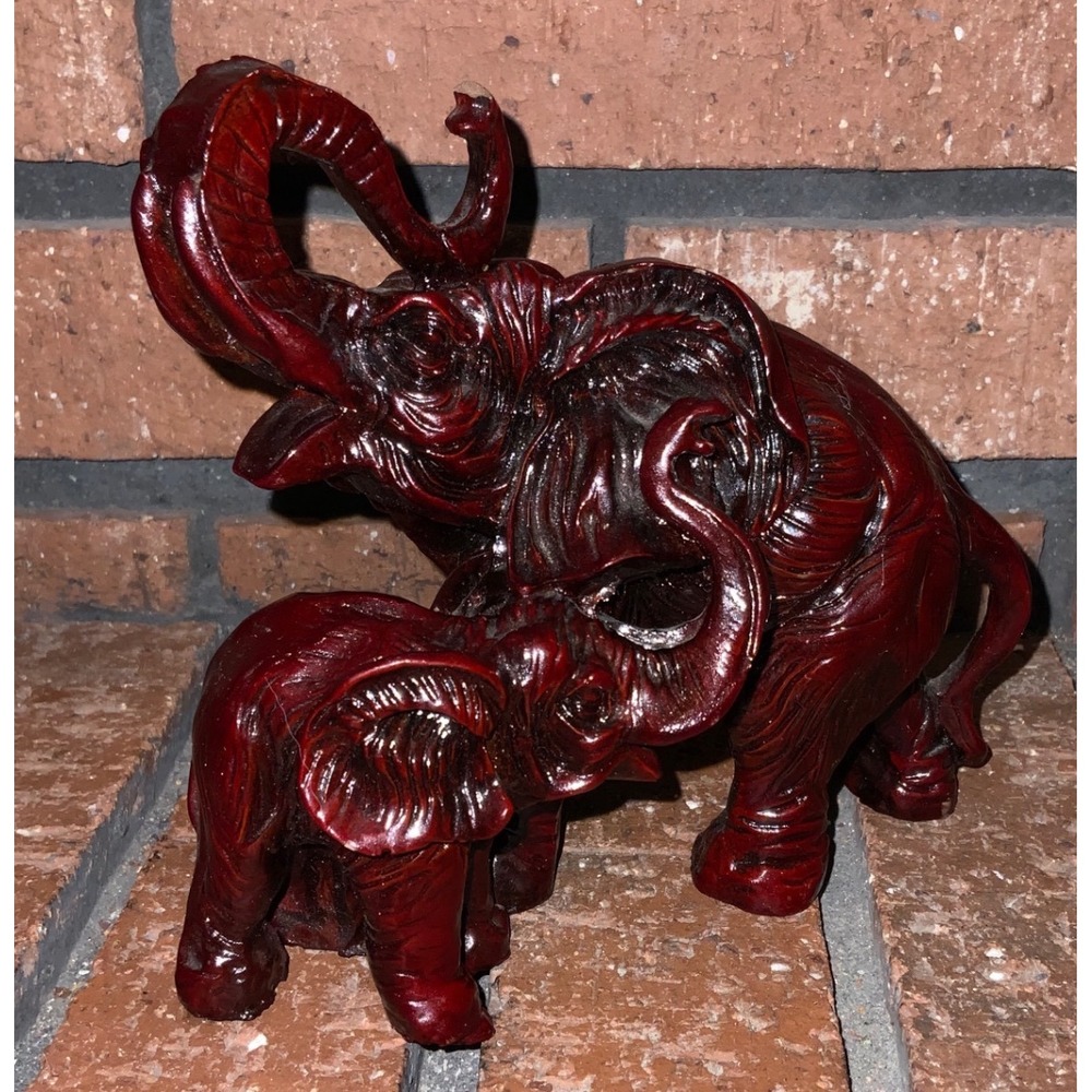Vintage Red Cinnabar Style Elephant Mother and Baby Figurine Good‎ Luck Statue